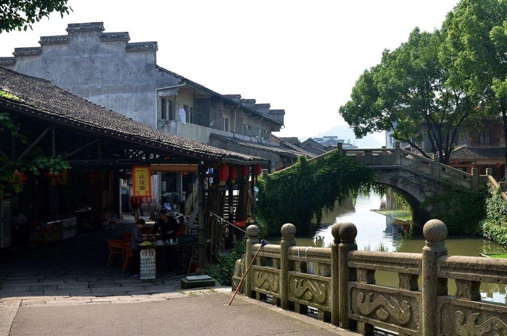 蛇吃金钥匙